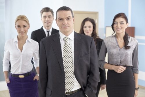 会社がなくなるというのにまだ会社に勤めているの？