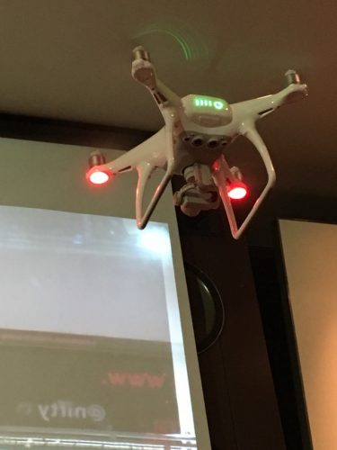 ドローンの免許を取る必要はない。スマホを買い換えろ！